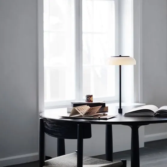 Blossi Table Lamp