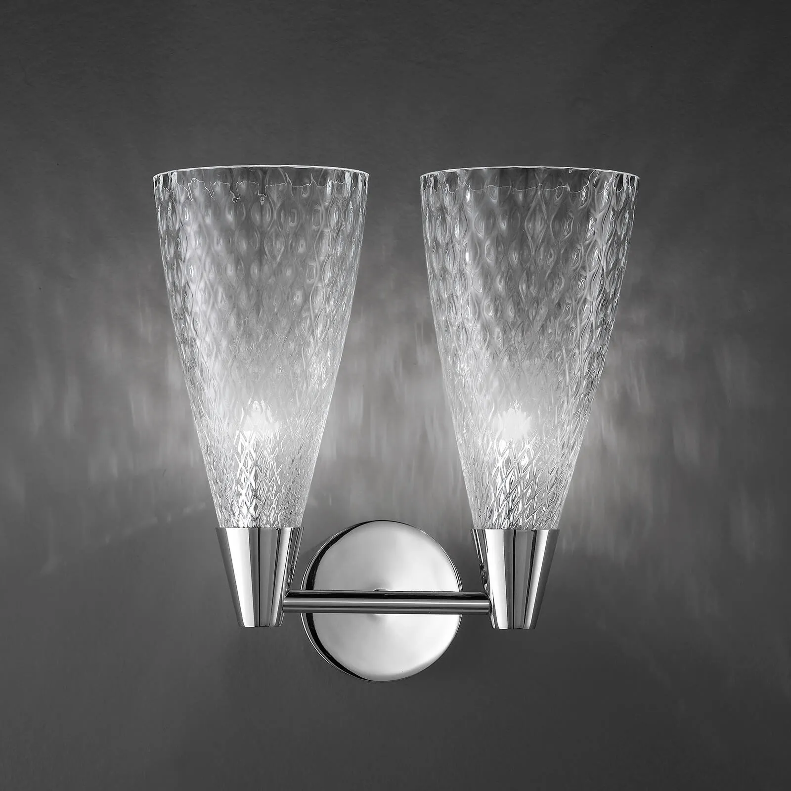Cheers Wall Lamp