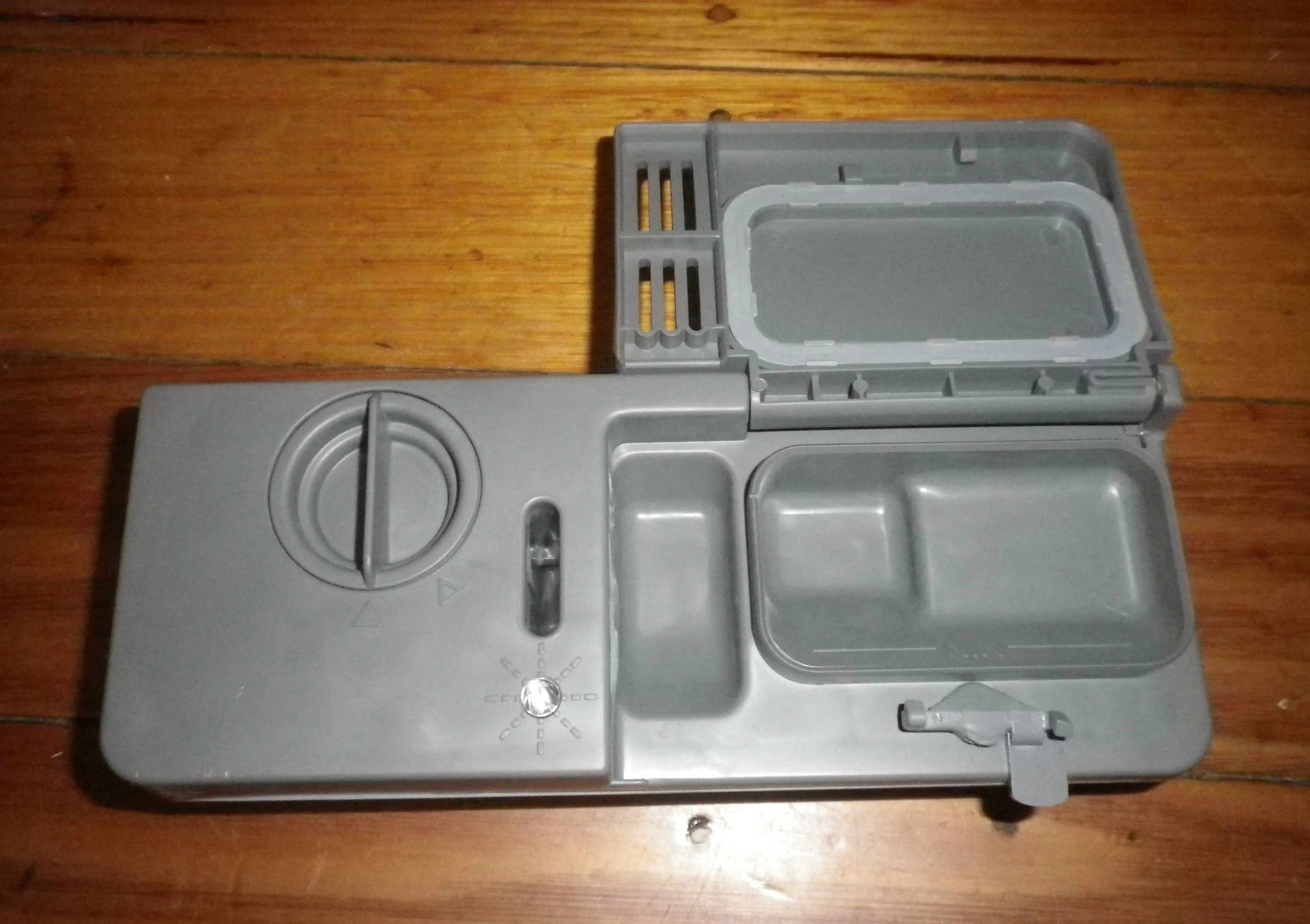 Fisher & Paykel DW60 Dual Detergent Dispenser - Part # H0124000751