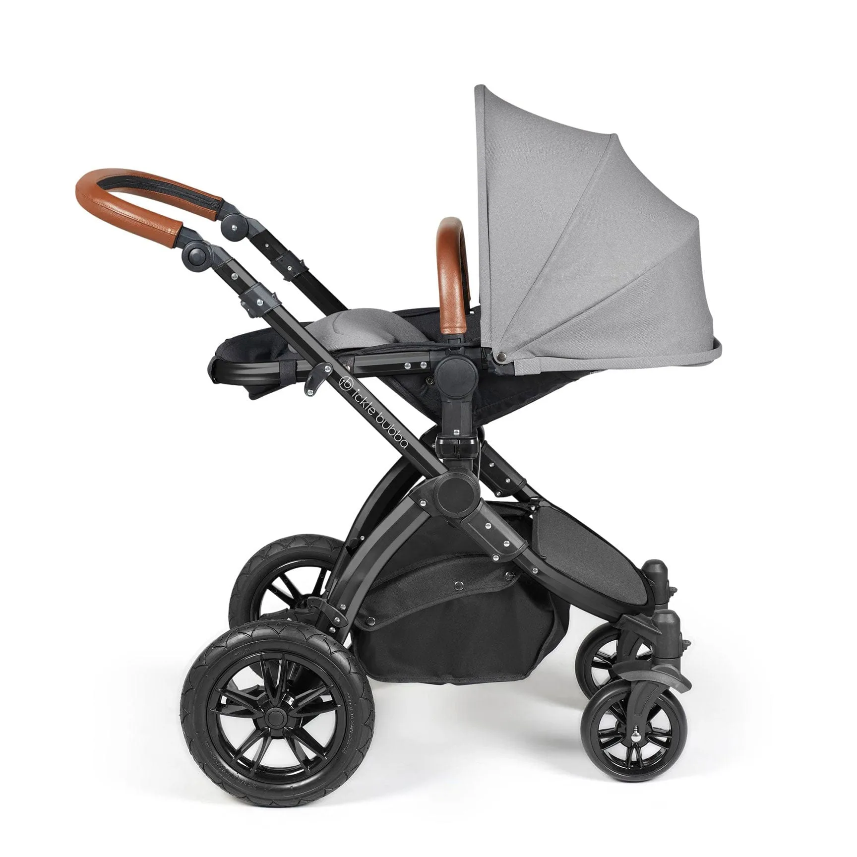Ickle Bubba Stomp Luxe All-in-One Travel System with Isofix Base in Black/Pearl Grey/Tan