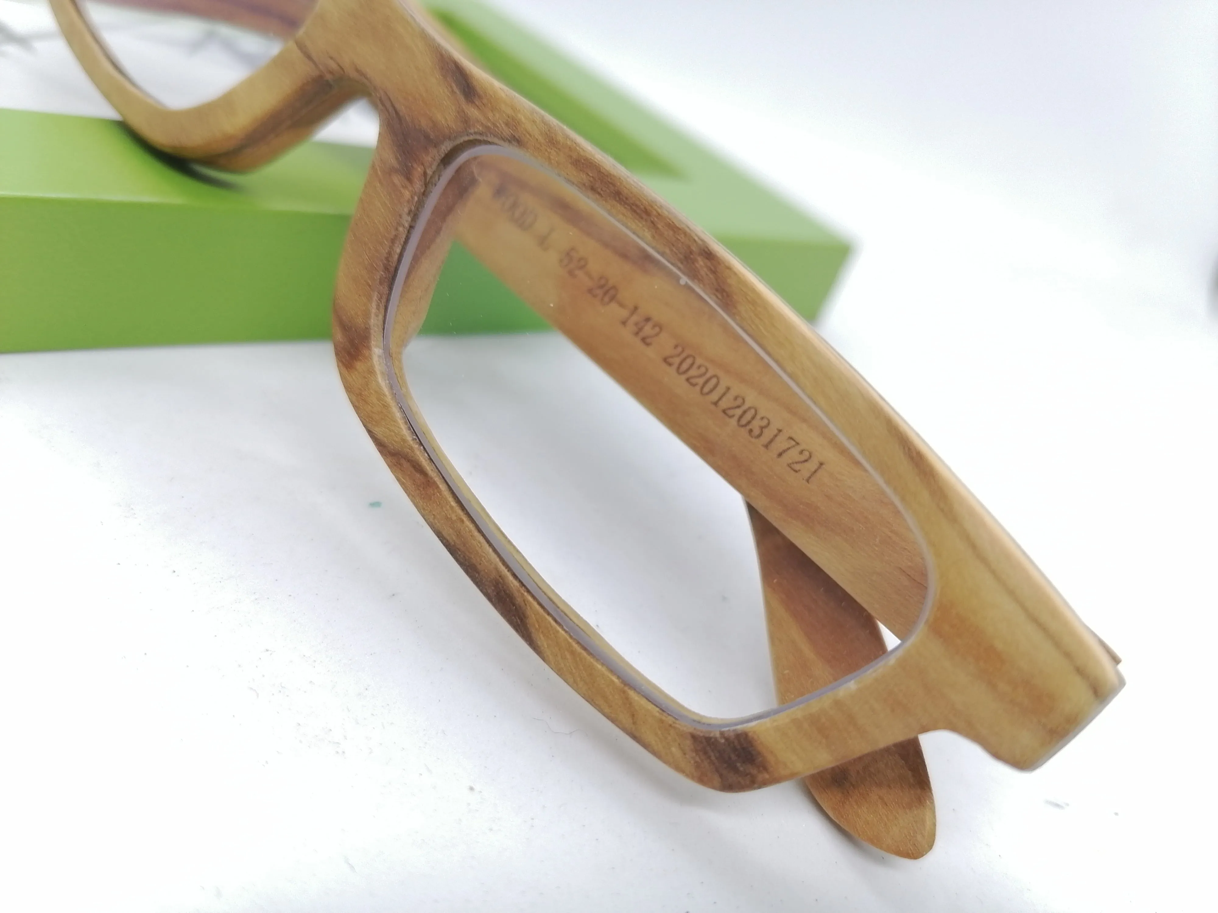 olive wood LOVE-WOOD