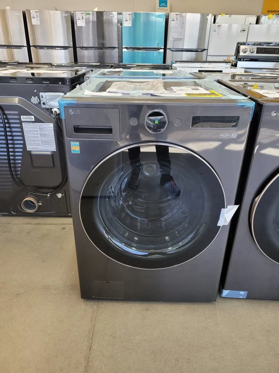 WM6700HBA - WASHERS - LG - Front Loading - Black - Open Box